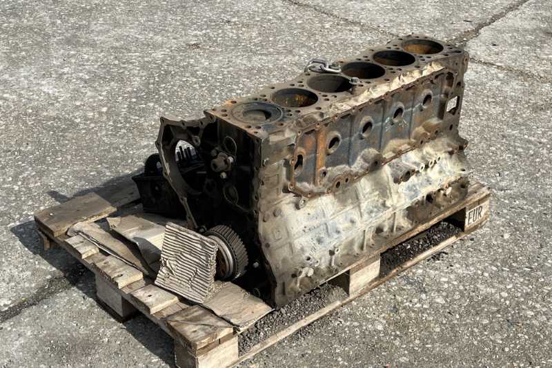 OmecoHub - Immagine ISUZU AA-6WG1TQA